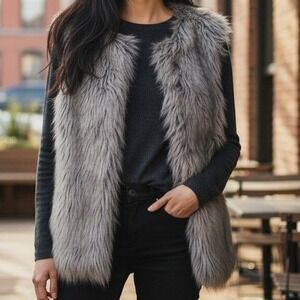 Merona Womens Gray Faux Fur Vest Open Front Shaggy Layering Piece Size M